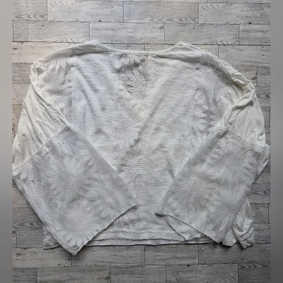 POL Relaxed Fit Jersey Top Sunflower Lace Patches - Picture 5 of 7